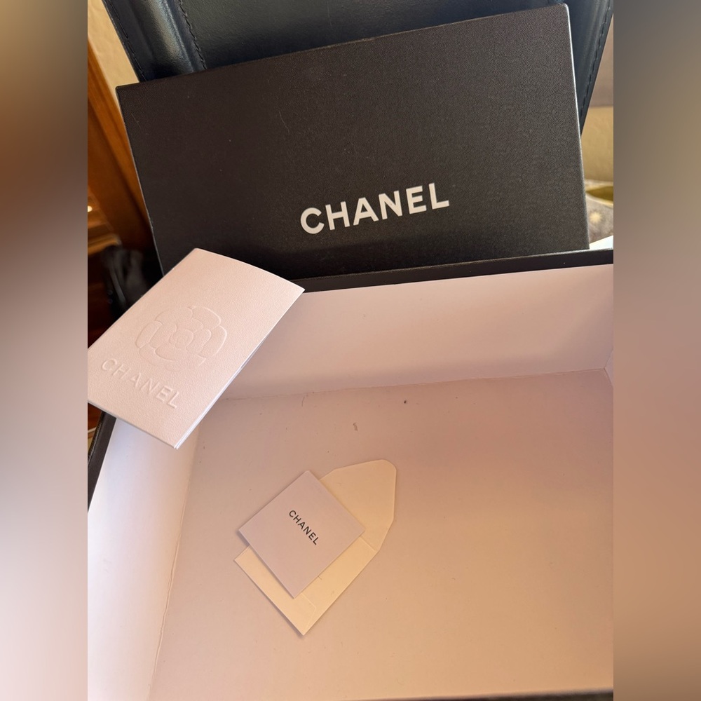 CC Box - Like New - Minor Scratches, Shoe Box Size